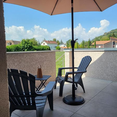 Apartamento Le Nid Du Bosquet Issoire Exterior foto