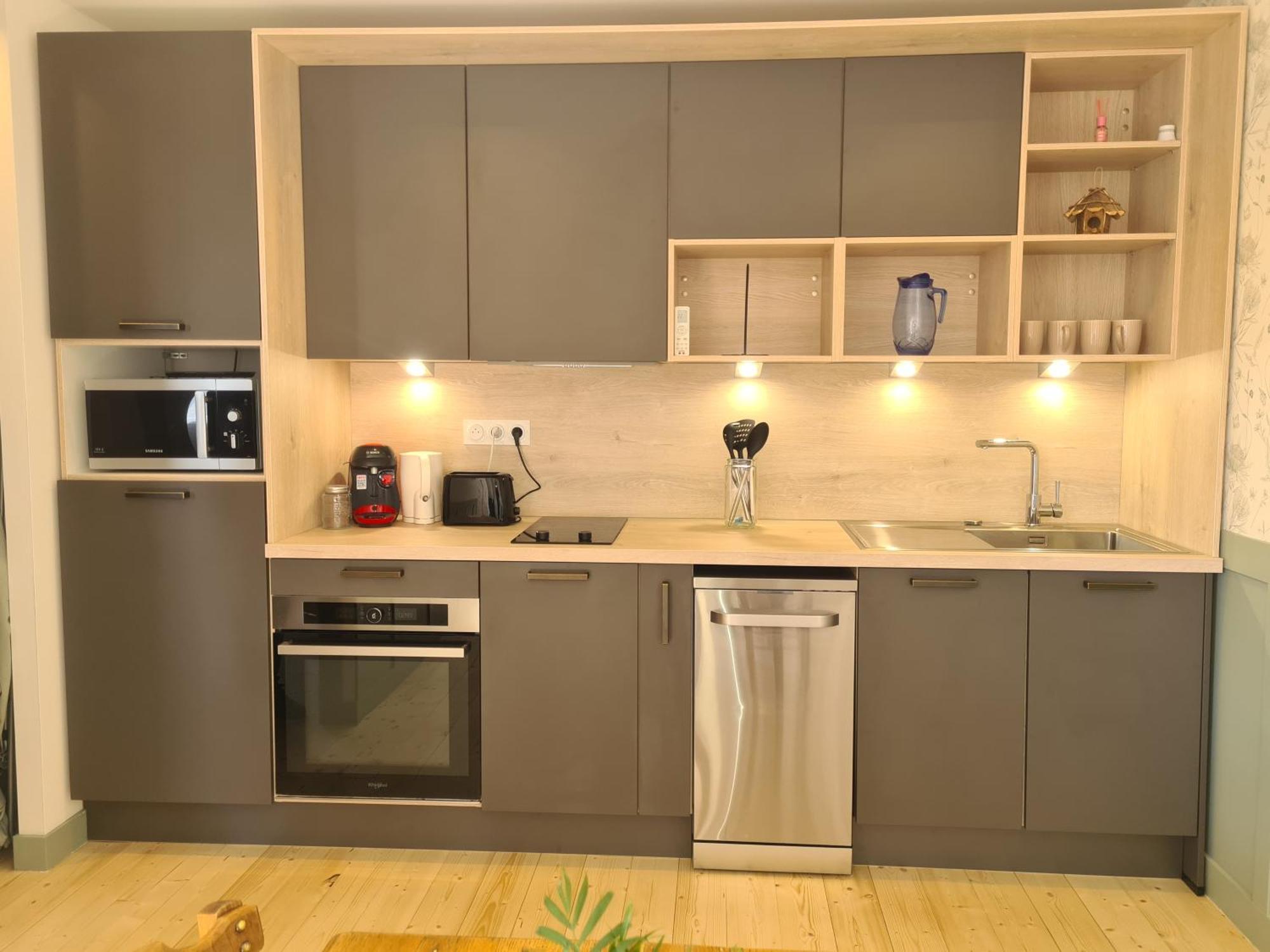 Apartamento Le Nid Du Bosquet Issoire Exterior foto